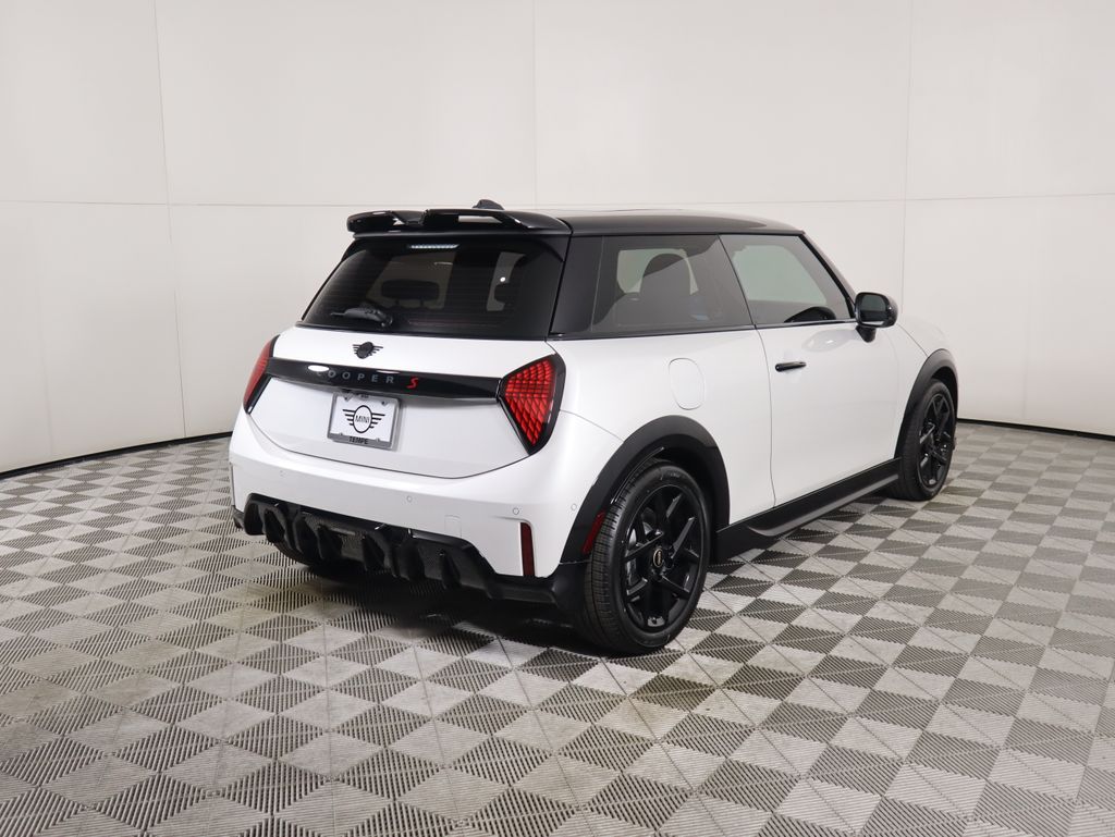 Thumbnail: 2026 MINI Cooper - 5