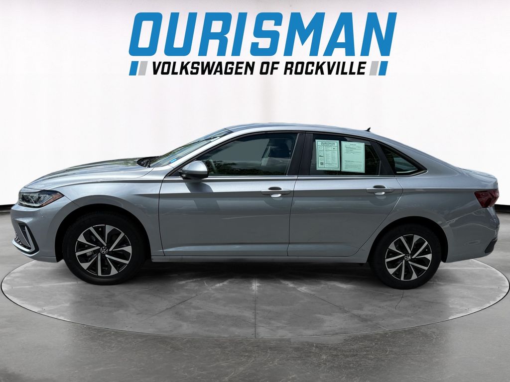 2025 Volkswagen Jetta 1.5T S photo