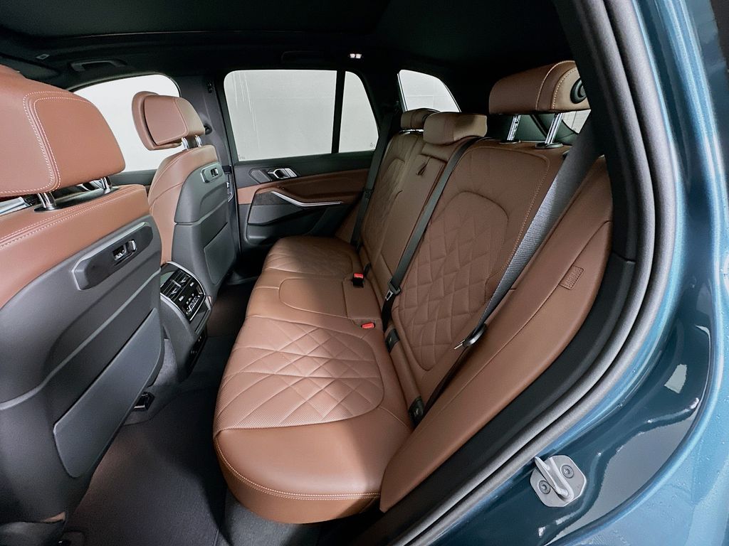 2026 BMW X5 sDrive40i 17