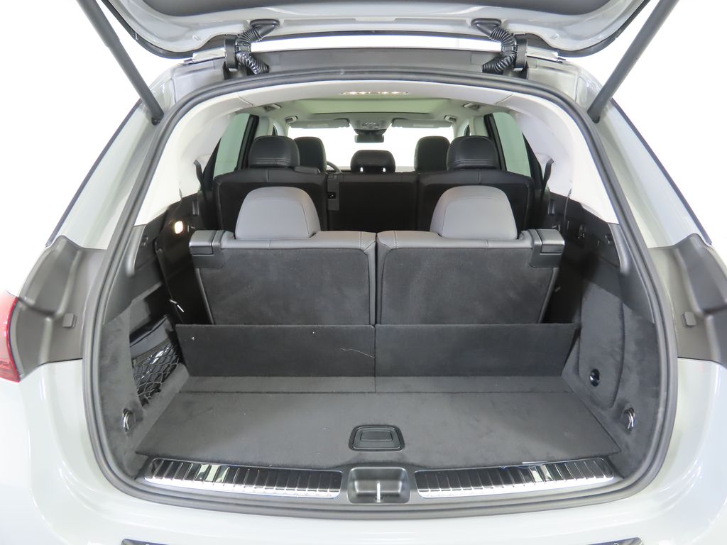 Thumbnail: 2026 Mercedes-Benz GLE - 30