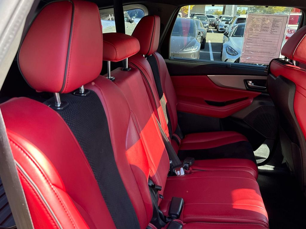 Thumbnail: 2022 Acura MDX - 23