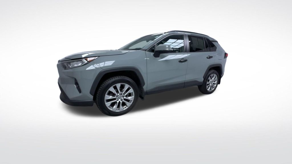 Used 2021 Toyota RAV4 SUV