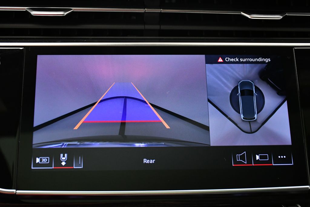 Thumbnail: 2025 Audi Q7 - 27