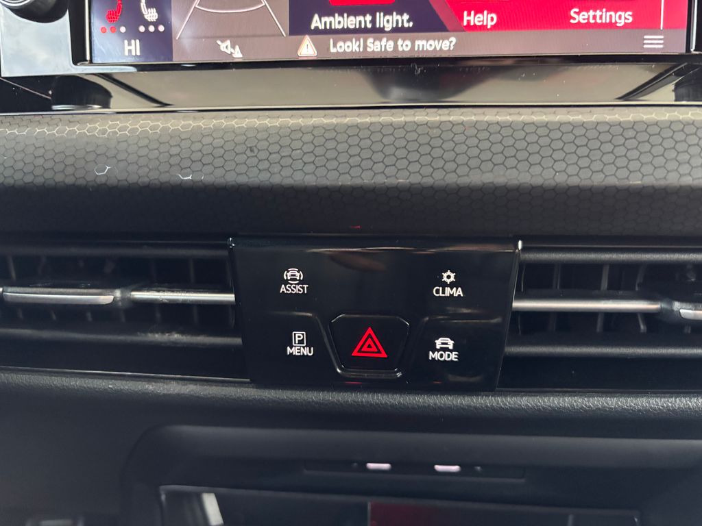 Thumbnail: 2022 Volkswagen Golf - 15