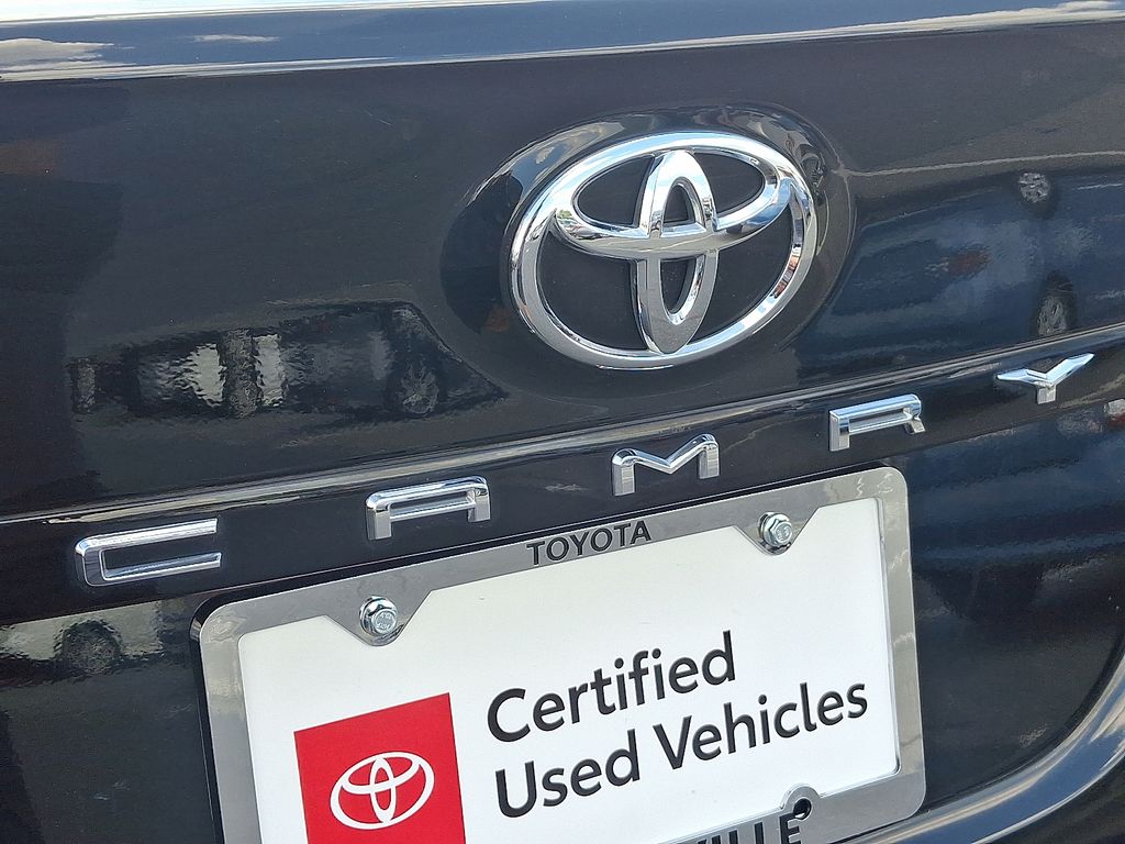 Thumbnail: 2019 Toyota Camry - 29