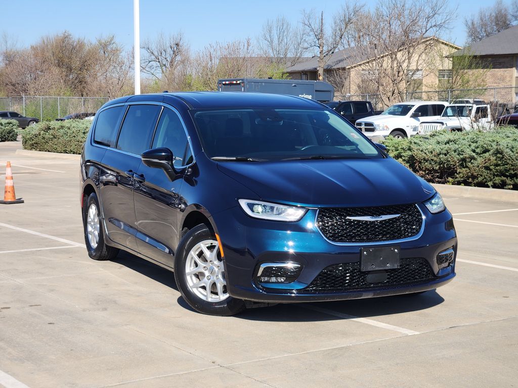 2023 Chrysler Pacifica Touring L FWD