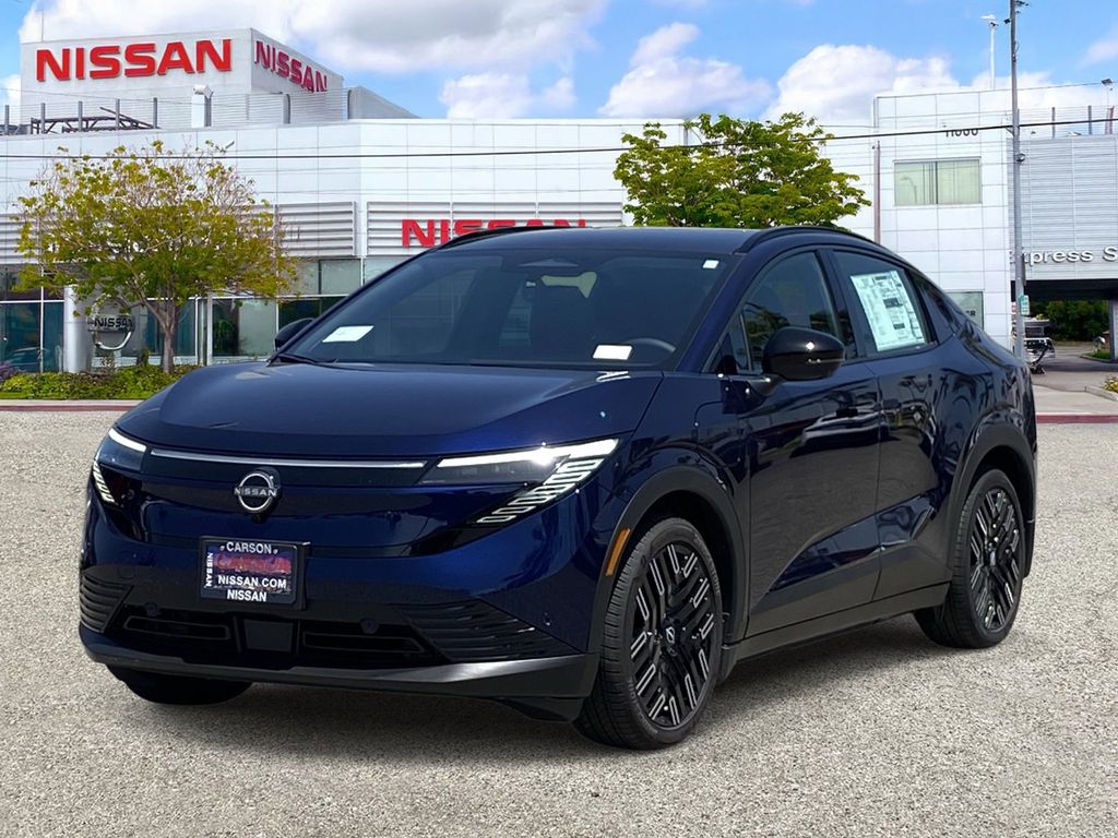 2026 Nissan Leaf Platinum+'s photo