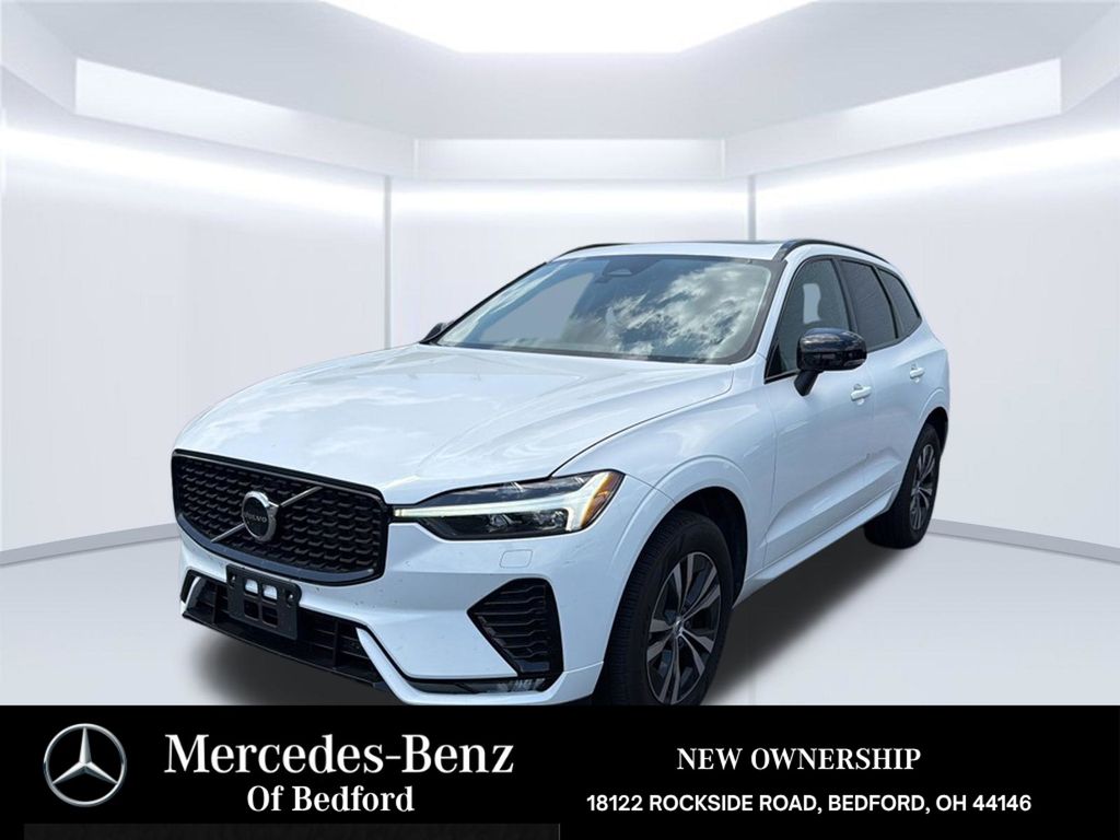 Crystal White Metallic 2025 Volvo XC60 SUV / Crossover All-Wheel Drive Automatic