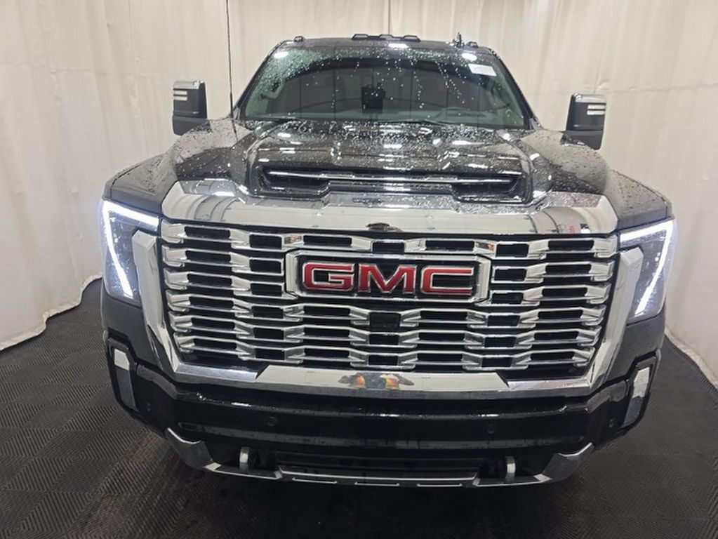 Used 2025 Black GMC Denali image 2
