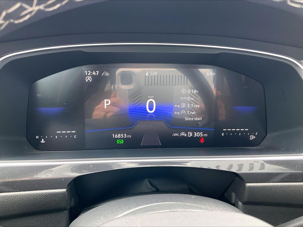 2024 Volkswagen Tiguan — photo 24