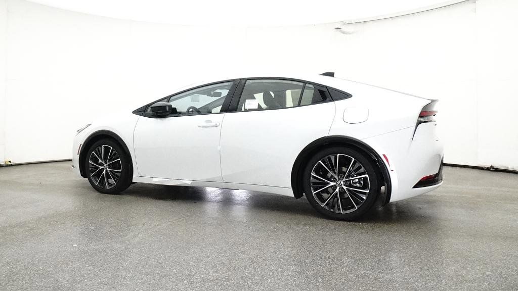 Thumbnail: 2025 Toyota Prius - 3
