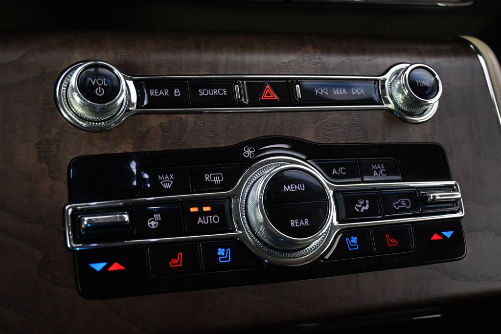 Certified Used 2021 Blue Lincoln Reserve image 32