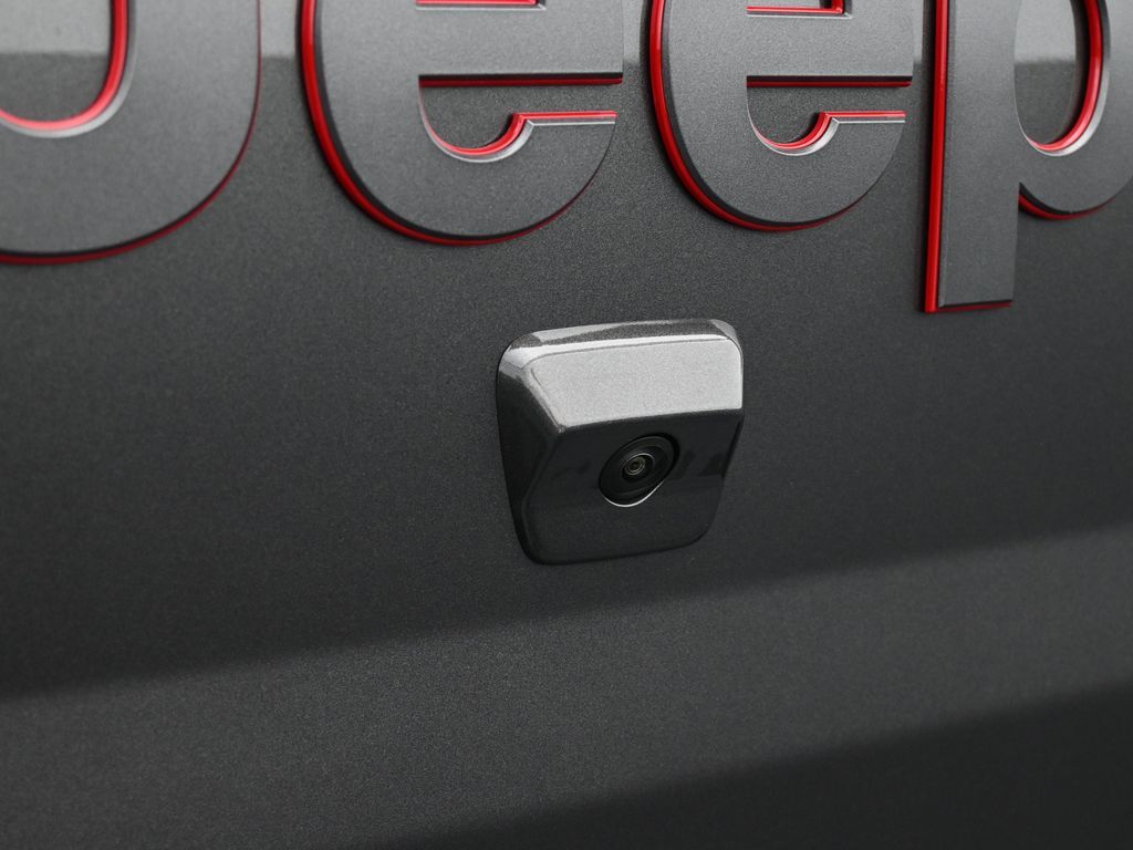 New 2026 Granite Crystal Metallic Clearcoat Jeep Rubicon image 35