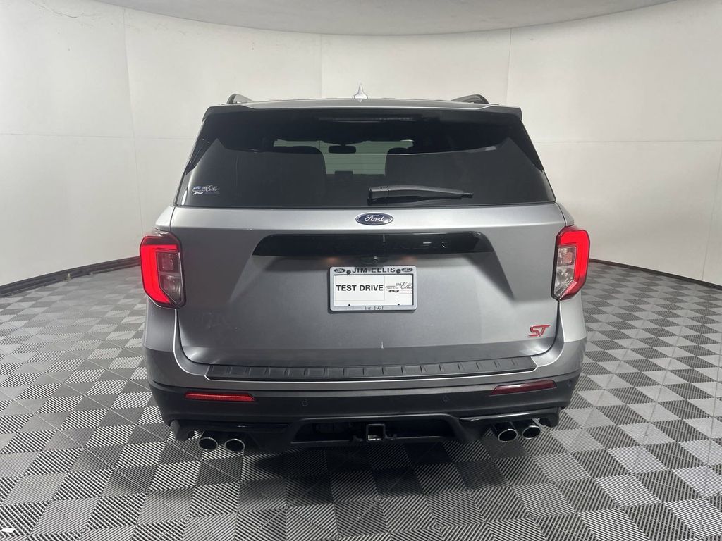 2020 Ford Explorer ST 6