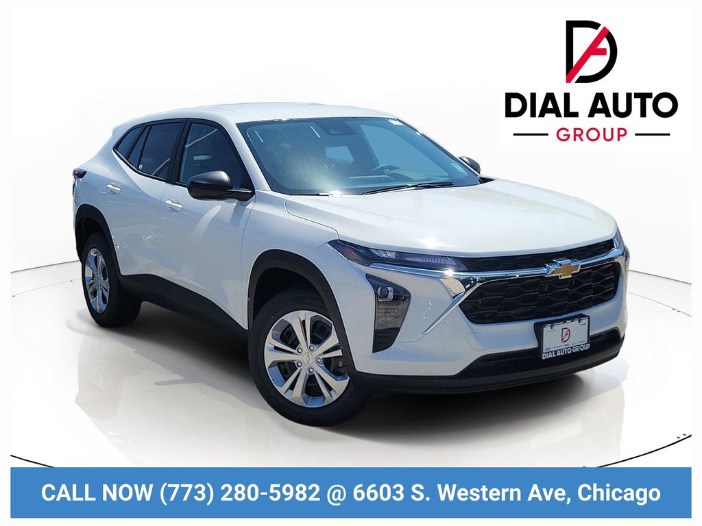 Summit White 2026 Chevrolet Trax SUV / Crossover Front-Wheel Drive 6-Speed Automatic