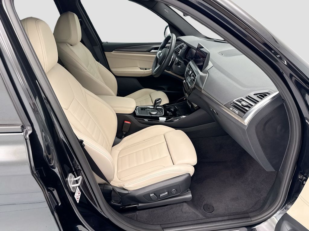 Thumbnail: 2024 BMW X3 - 19