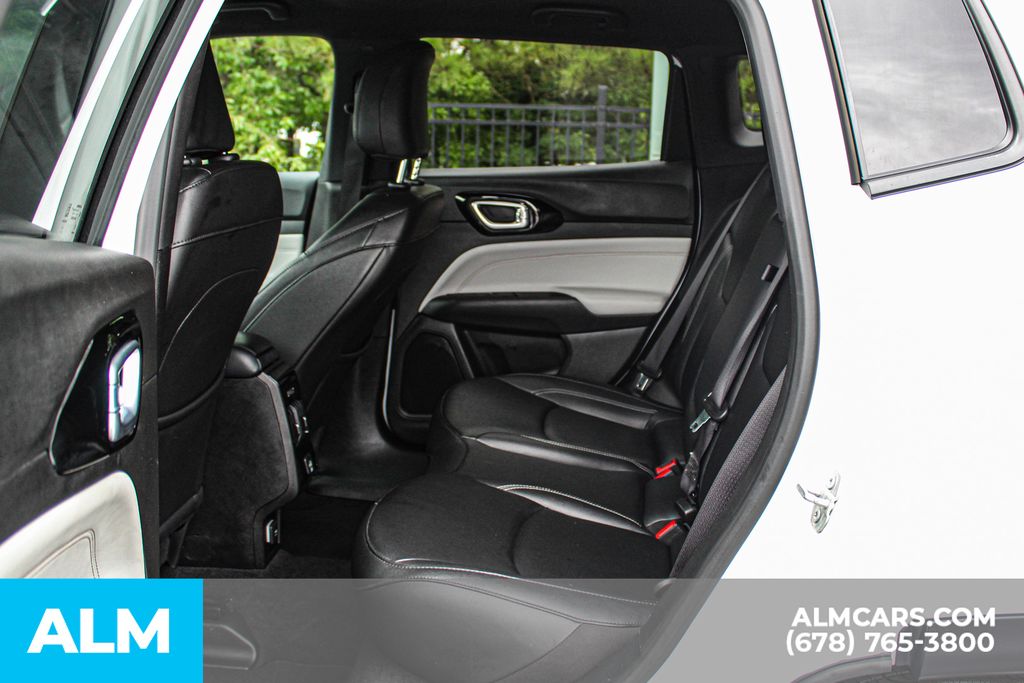 Used 2025 White Jeep Limited image 18
