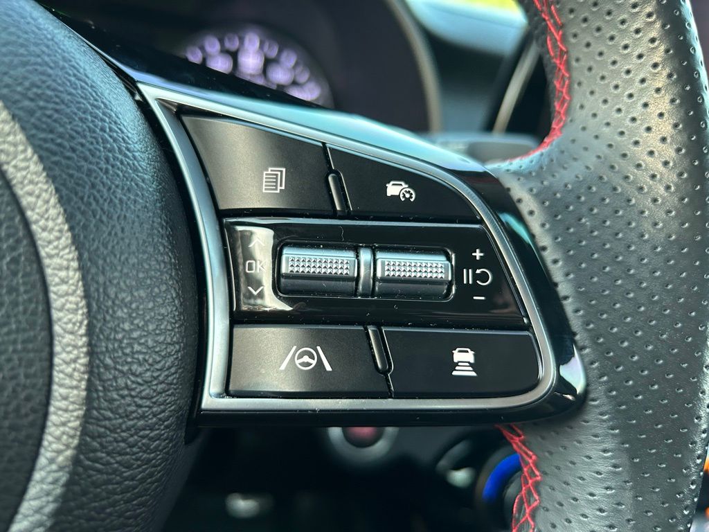 Thumbnail: 2024 Kia Forte - 18