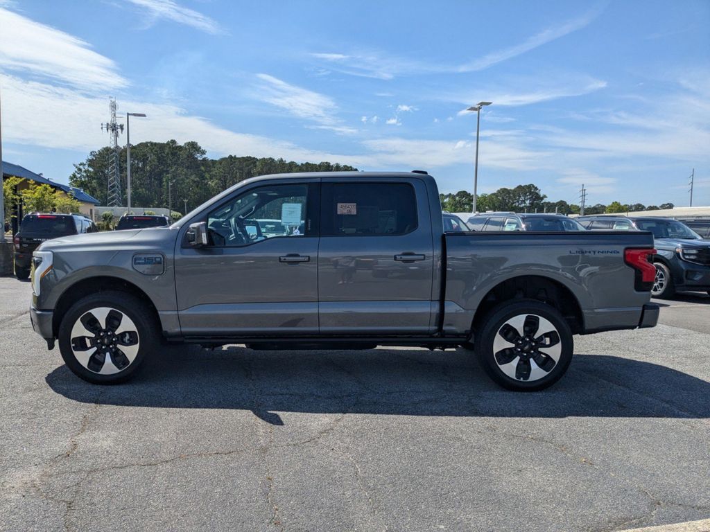 2025 Ford F-150 Lightning Platinum