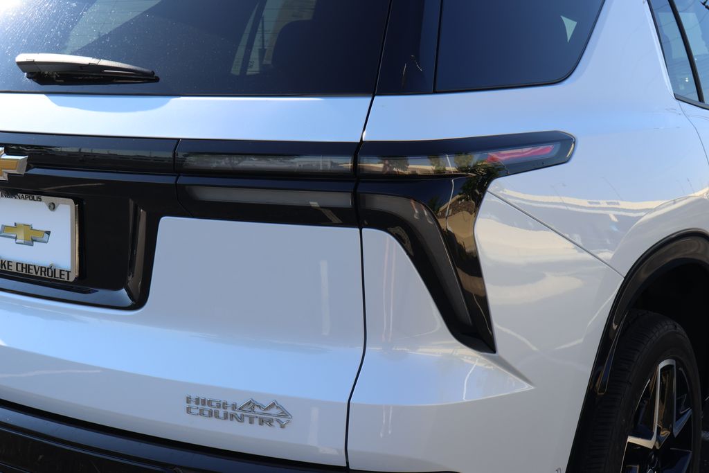 Thumbnail: 2026 Chevrolet Traverse - 7