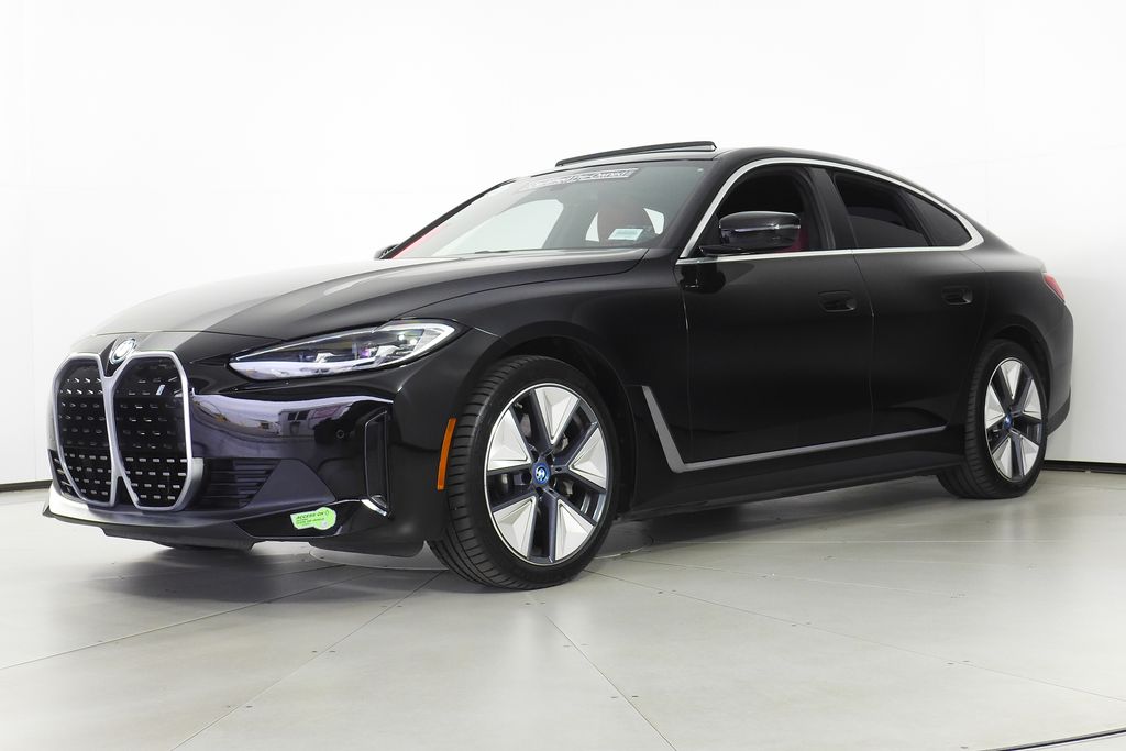 Thumbnail: 2023 BMW i4 - 2