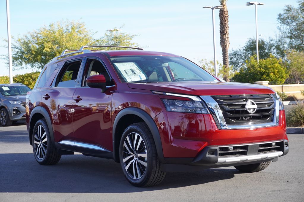 2025 Nissan Pathfinder Platinum 4