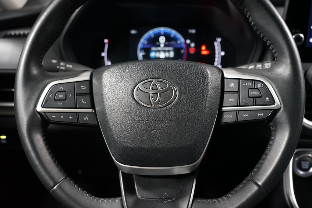Thumbnail: 2024 Toyota Grand Highlander - 12