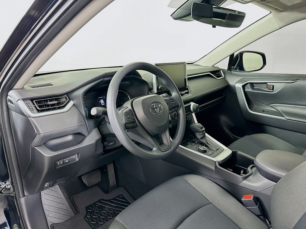 Thumbnail: 2025 Toyota RAV4 - 9