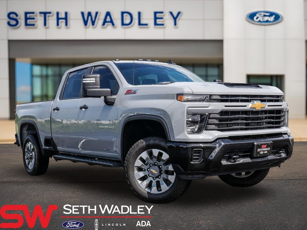 2025 Chevrolet Silverado 2500HD Custom Crew Cab 4WD