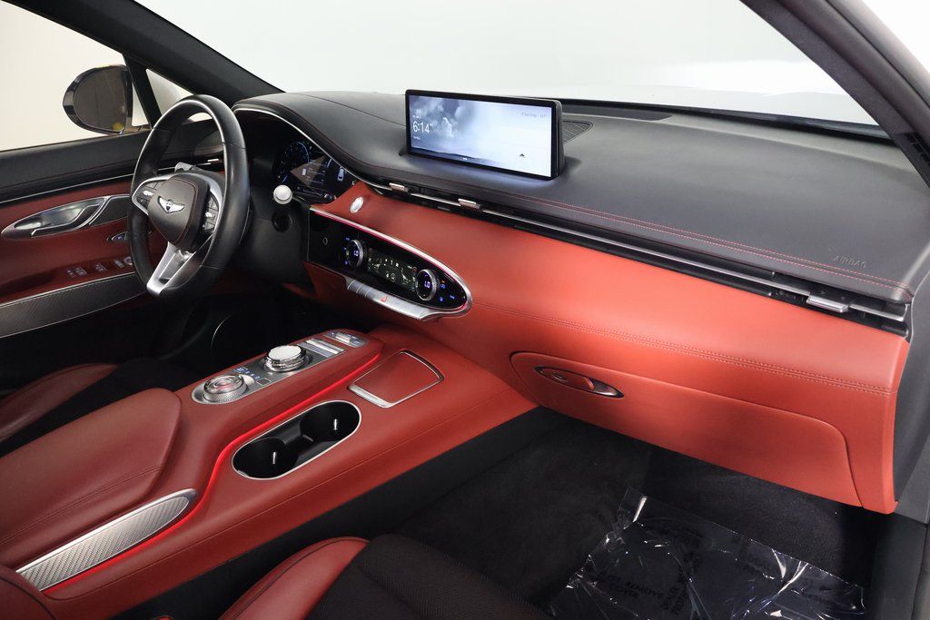 Thumbnail: 2023 Genesis GV70 - 9