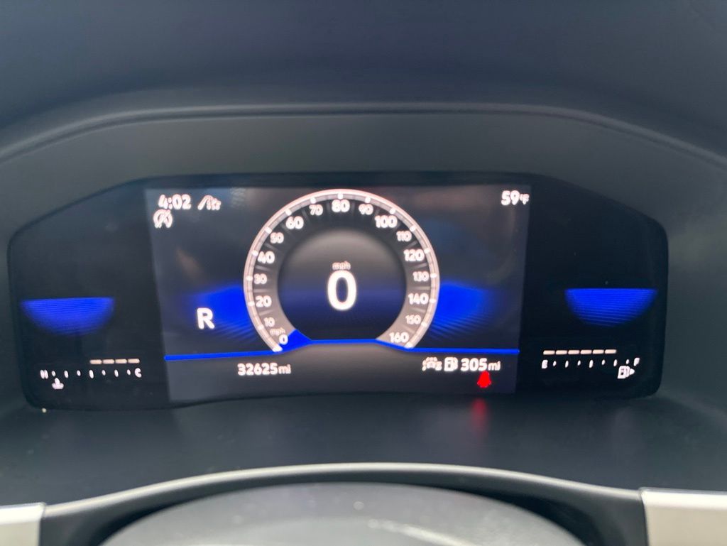 2023 Volkswagen Atlas Cross Sport 2.0T SE White at Sutliff Volkswagen