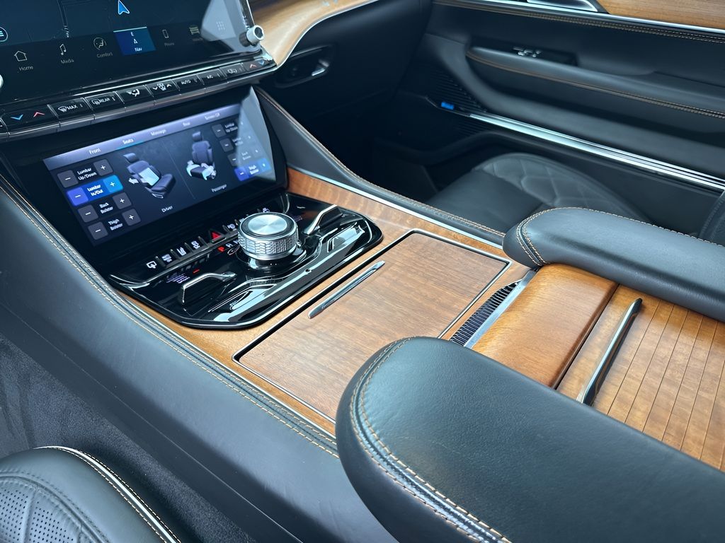 Used Car 2022 Jeep Grand Wagoneer  Series Iii For Sale Under $60,000 In Austin, Texas