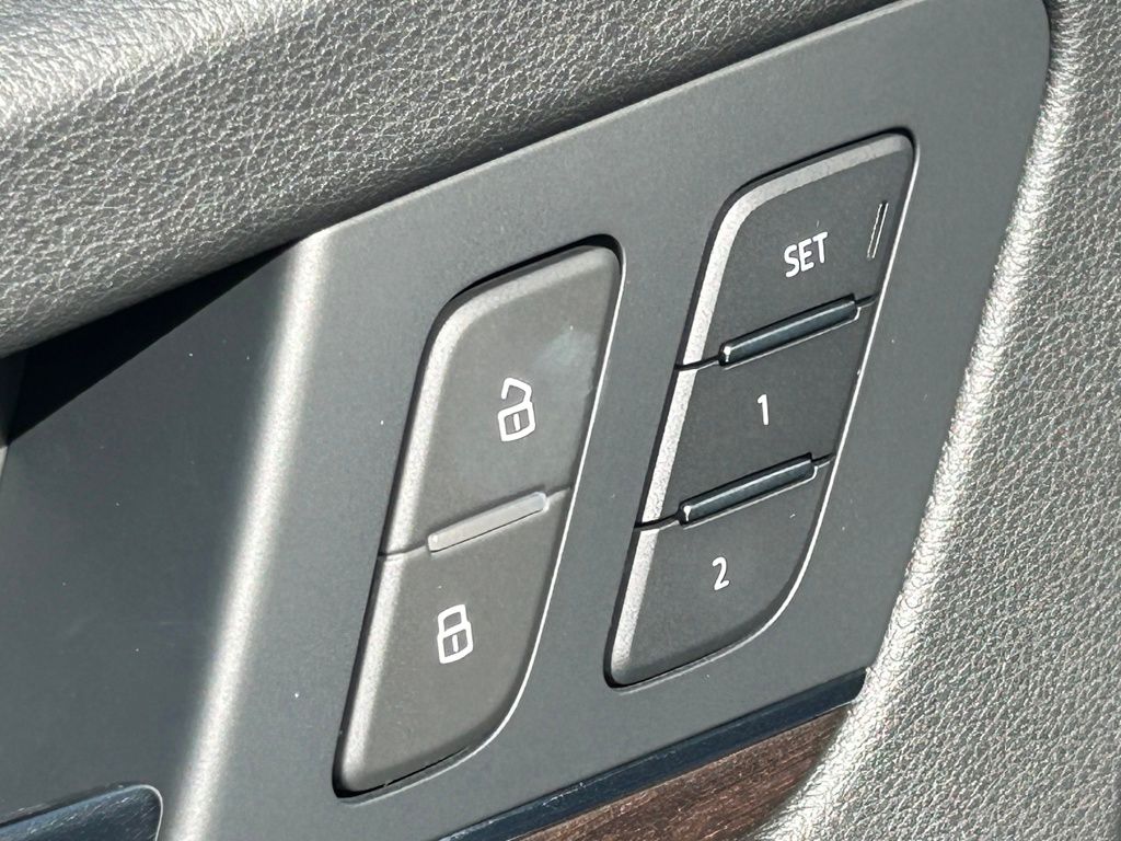 New 2025  Audi 45 S line Prestige image 72