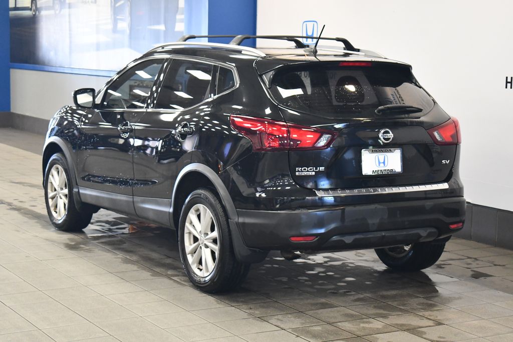 Thumbnail: 2018 Nissan Rogue Sport - 5