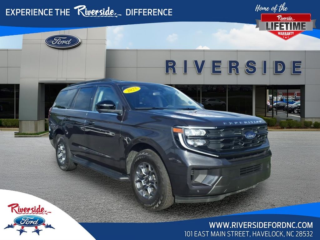 Gray Metallic 2025 Ford Expedition SUV / Crossover 4X2 Automatic