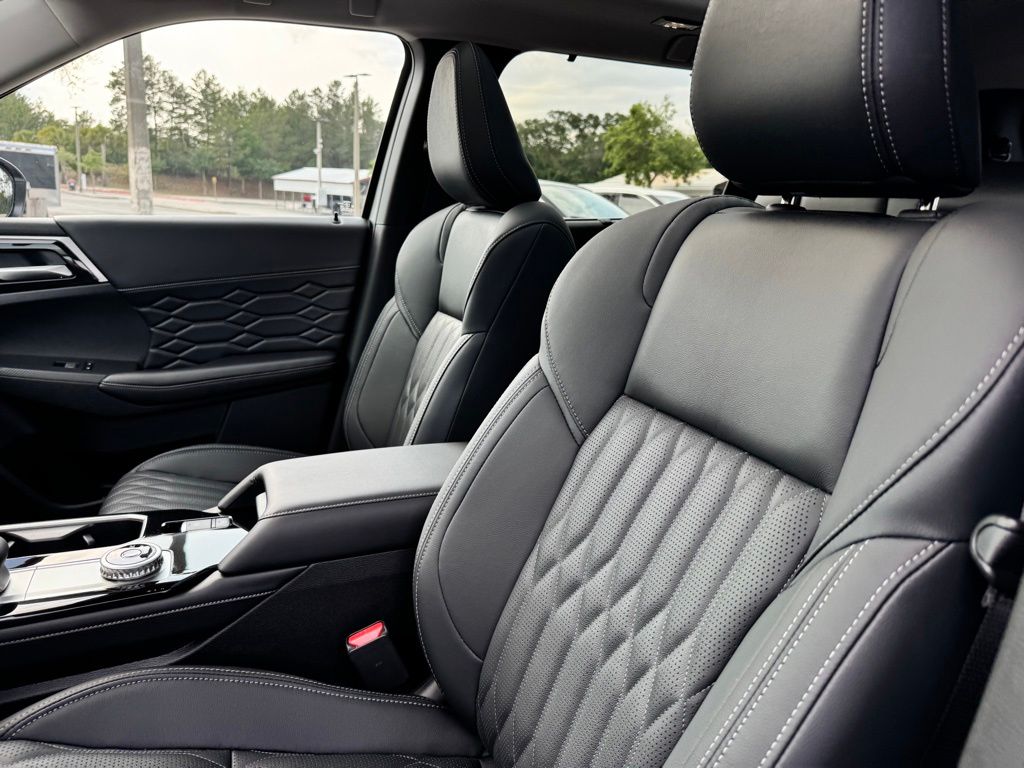 New 2026 Mitsubishi Outlander SUV