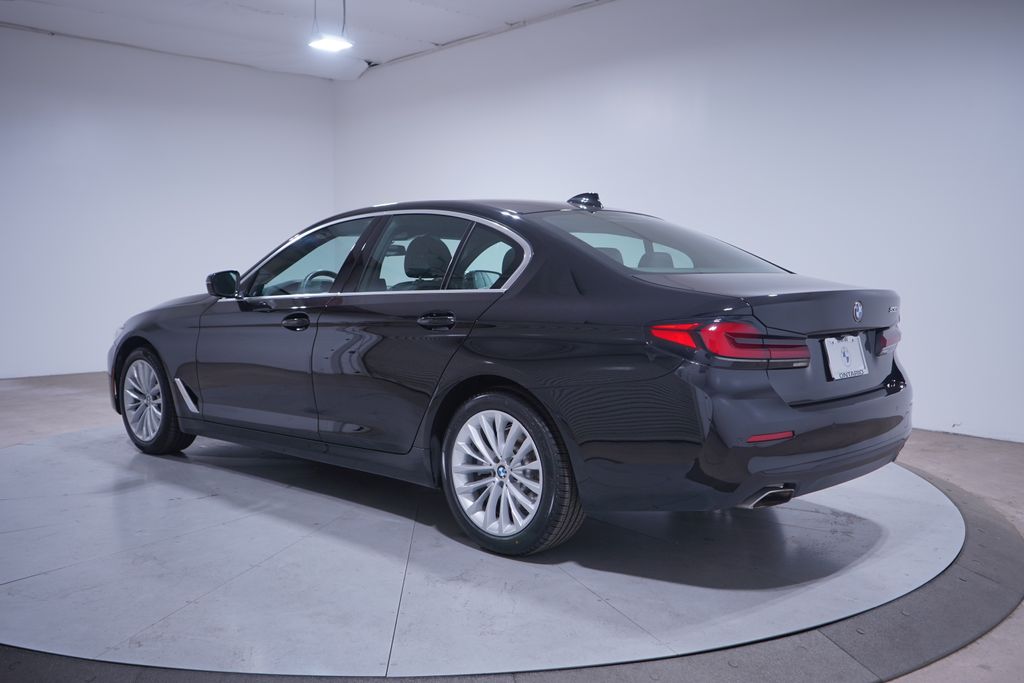 Thumbnail: 2022 BMW 5 Series - 3