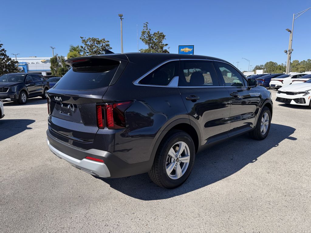new 2026 Kia Sorento car, priced at $31,354