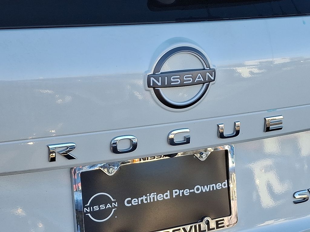 Thumbnail: 2022 Nissan Rogue - 32