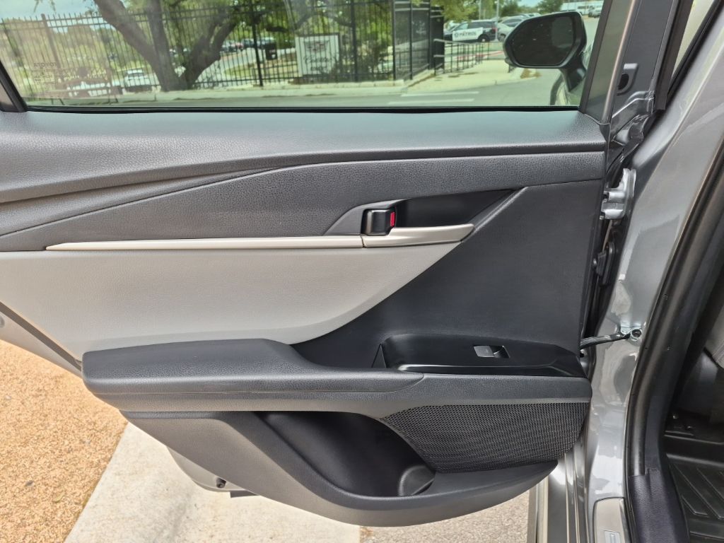 Used Car 2025 Toyota Camry  Se For Sale Under $30,000 In Austin, Texas