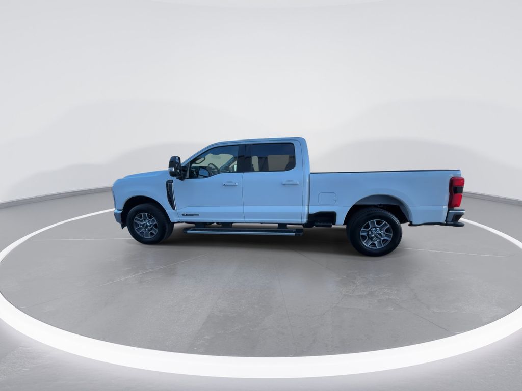 New 2026 Star White Metallic Tri-Coat Ford F-250® Lariat® image 5