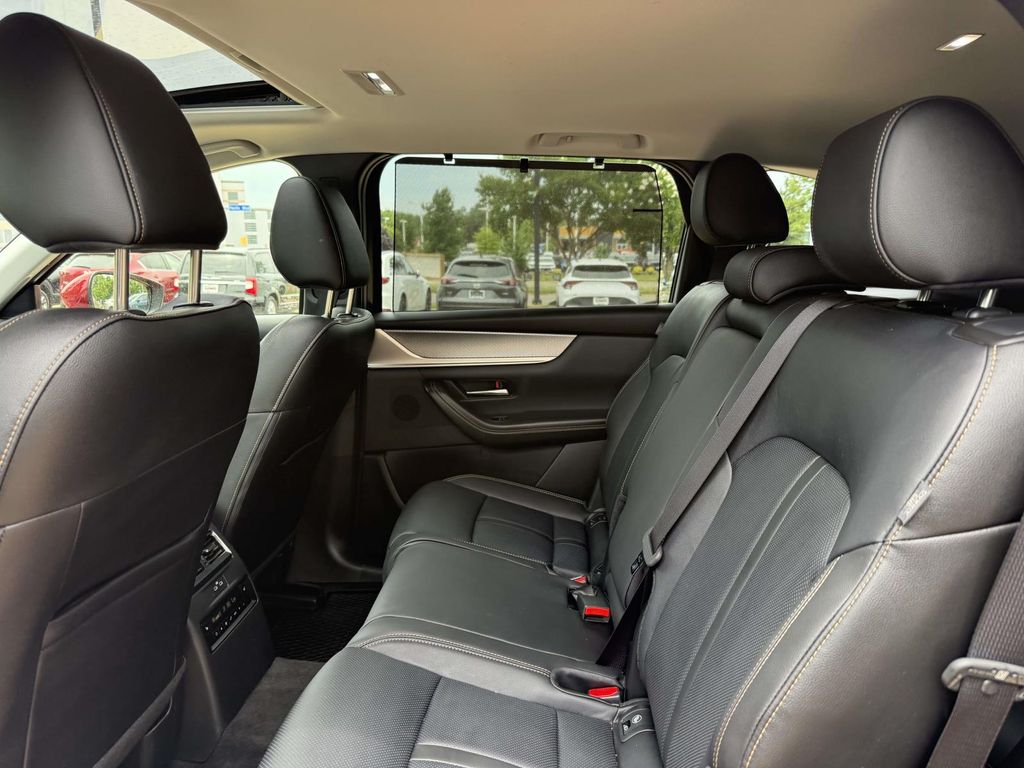 2026 Mazda CX-90 Preferred Package - Photo 17