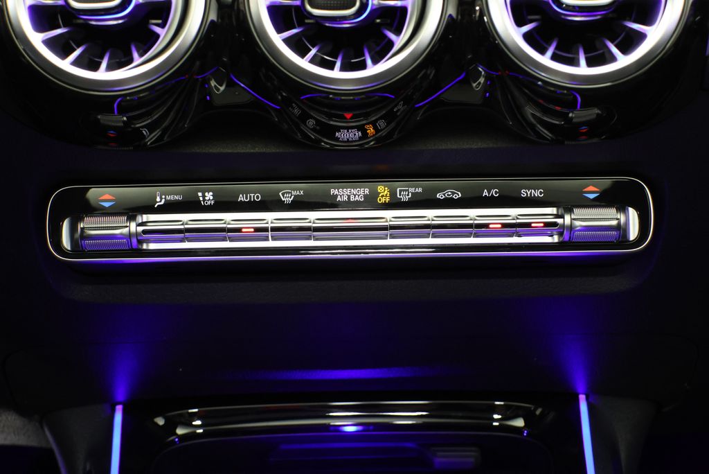 Thumbnail: 2026 Mercedes-Benz GLB - 27