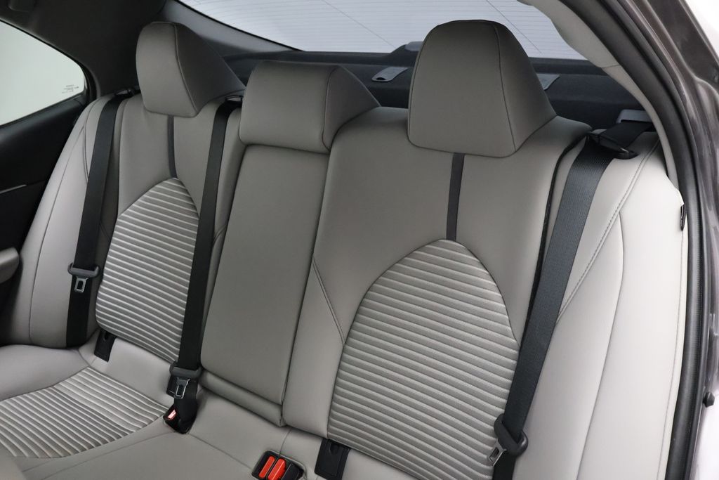 Thumbnail: 2023 Toyota Camry - 18