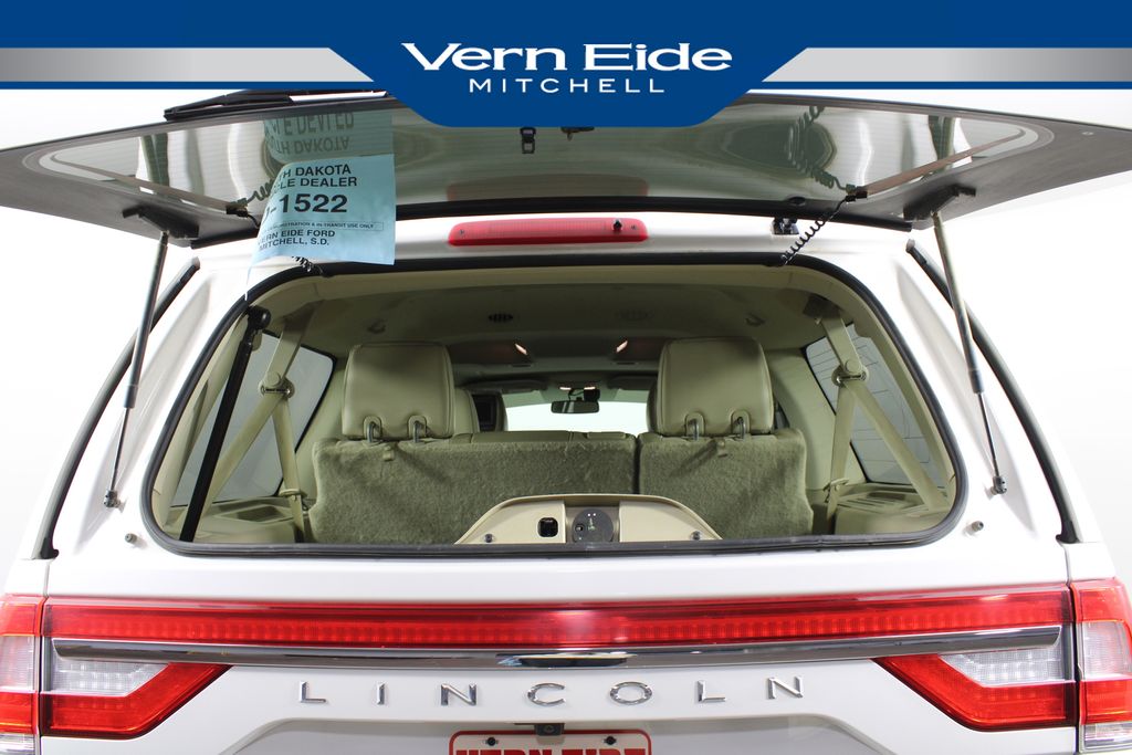 Used 2016 Lincoln Navigator L for sale in 