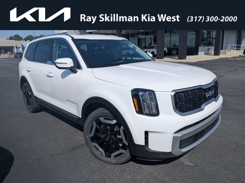 White Pearl 2024 Kia Telluride SUV / Crossover All-Wheel Drive 8-Speed Automatic