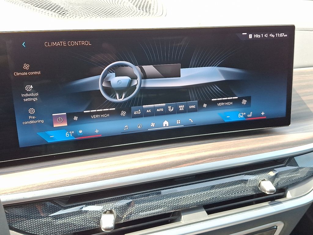 Thumbnail: 2024 BMW X7 - 19