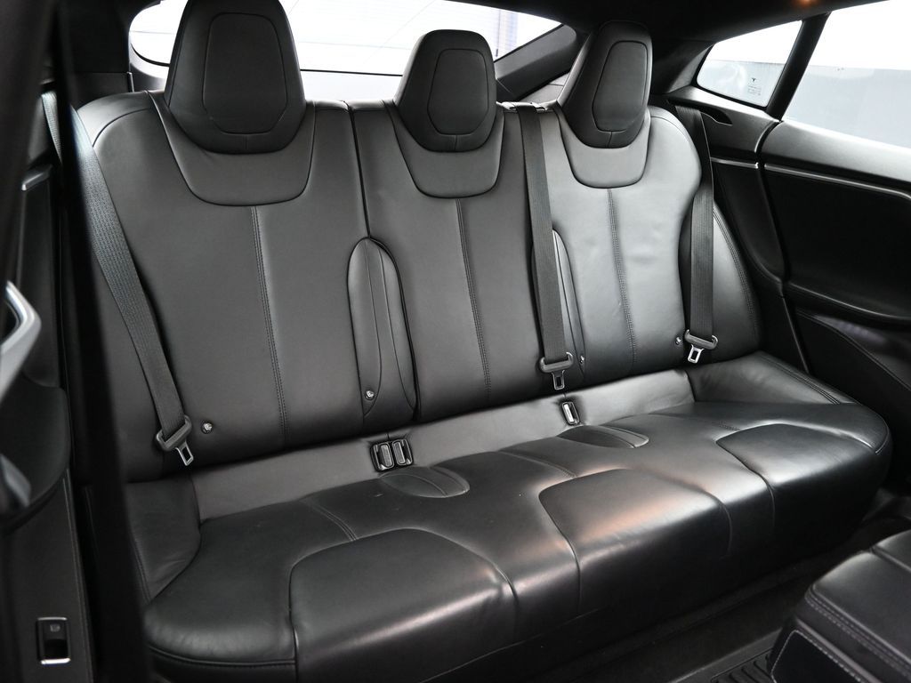 2015 Tesla Model S 85D