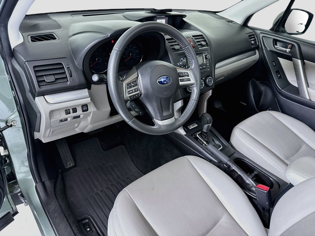 Thumbnail: 2015 Subaru Forester - 9