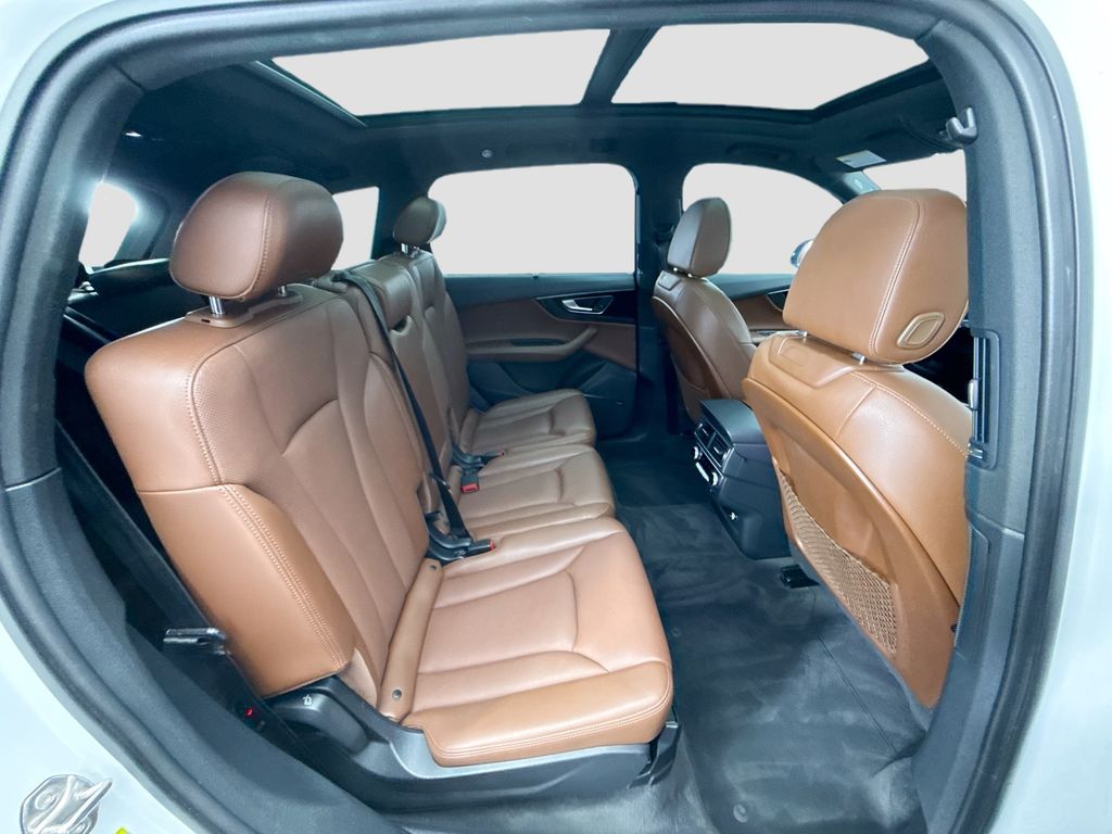 Thumbnail: 2018 Audi Q7 - 21